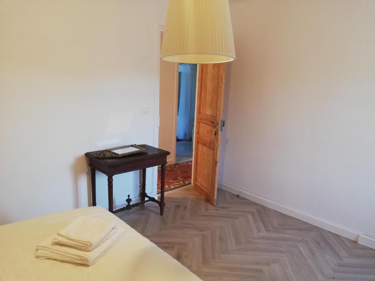 Les 3 Platanes Bed & Breakfast Conilhac-Corbieres Bagian luar foto