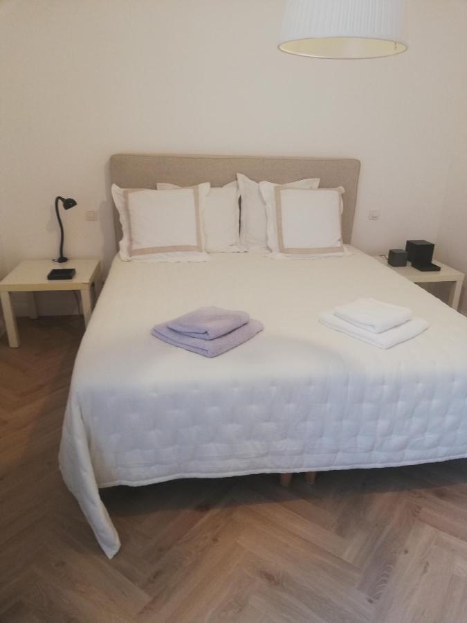 Les 3 Platanes Bed & Breakfast Conilhac-Corbieres Bagian luar foto
