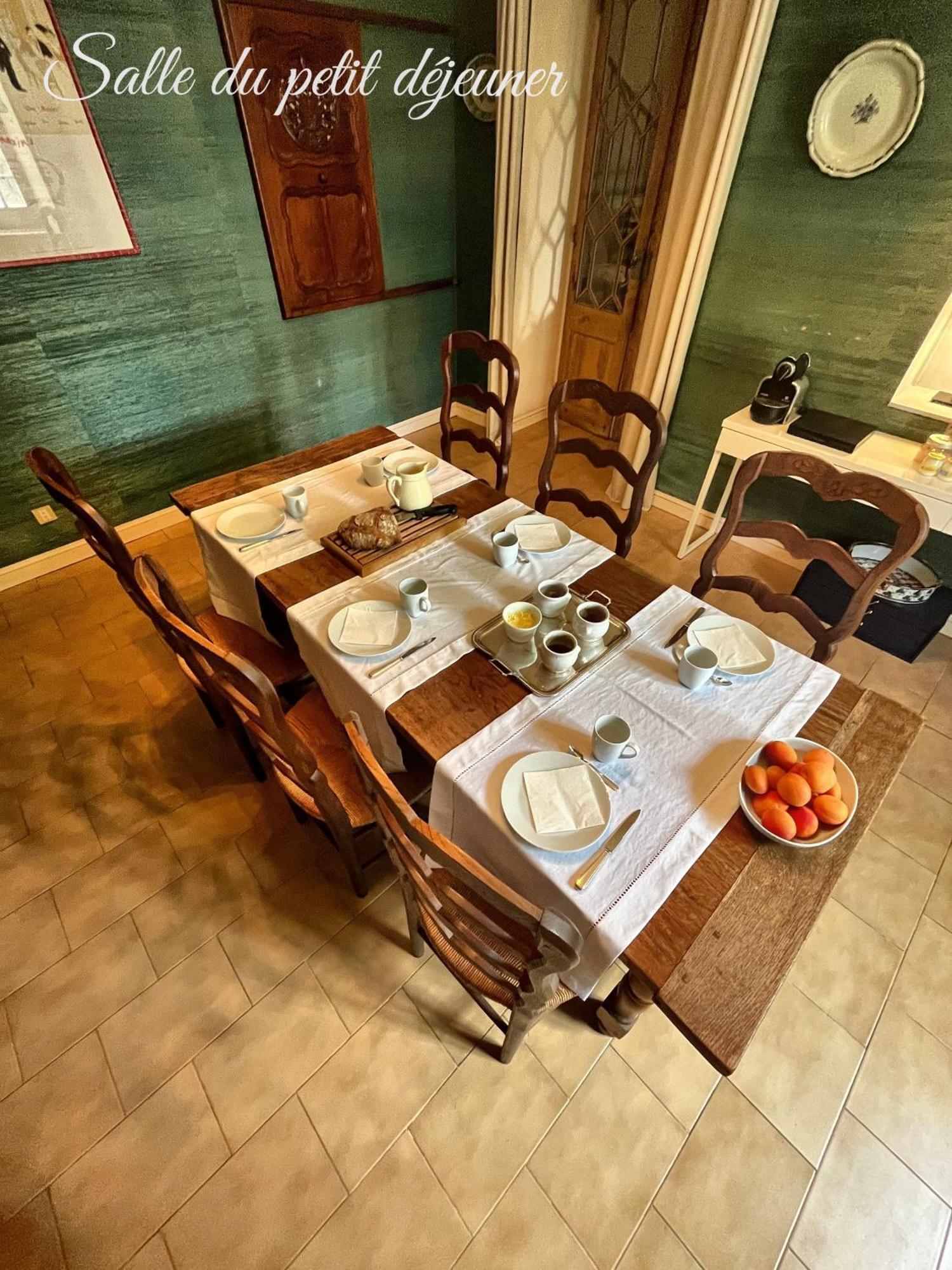 Les 3 Platanes Bed & Breakfast Conilhac-Corbieres Bagian luar foto
